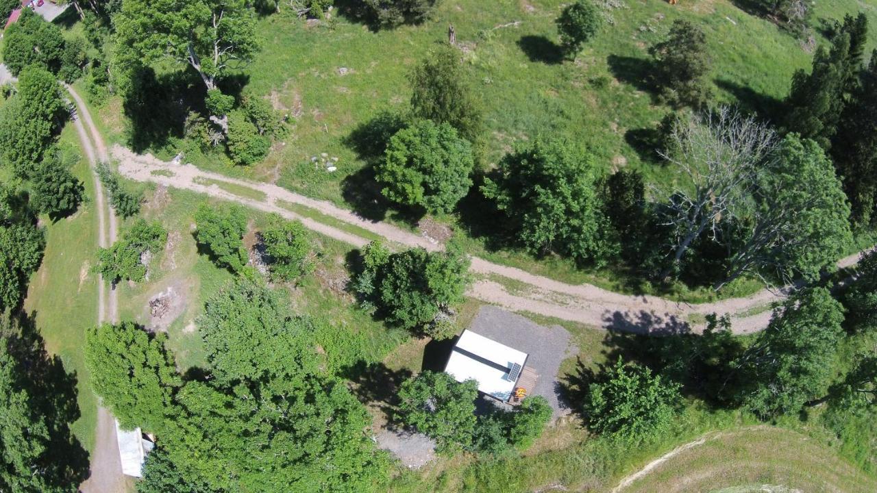 Liten Enklare Klimatsmart Stuga I Roslagen Östhammar Exteriér fotografie